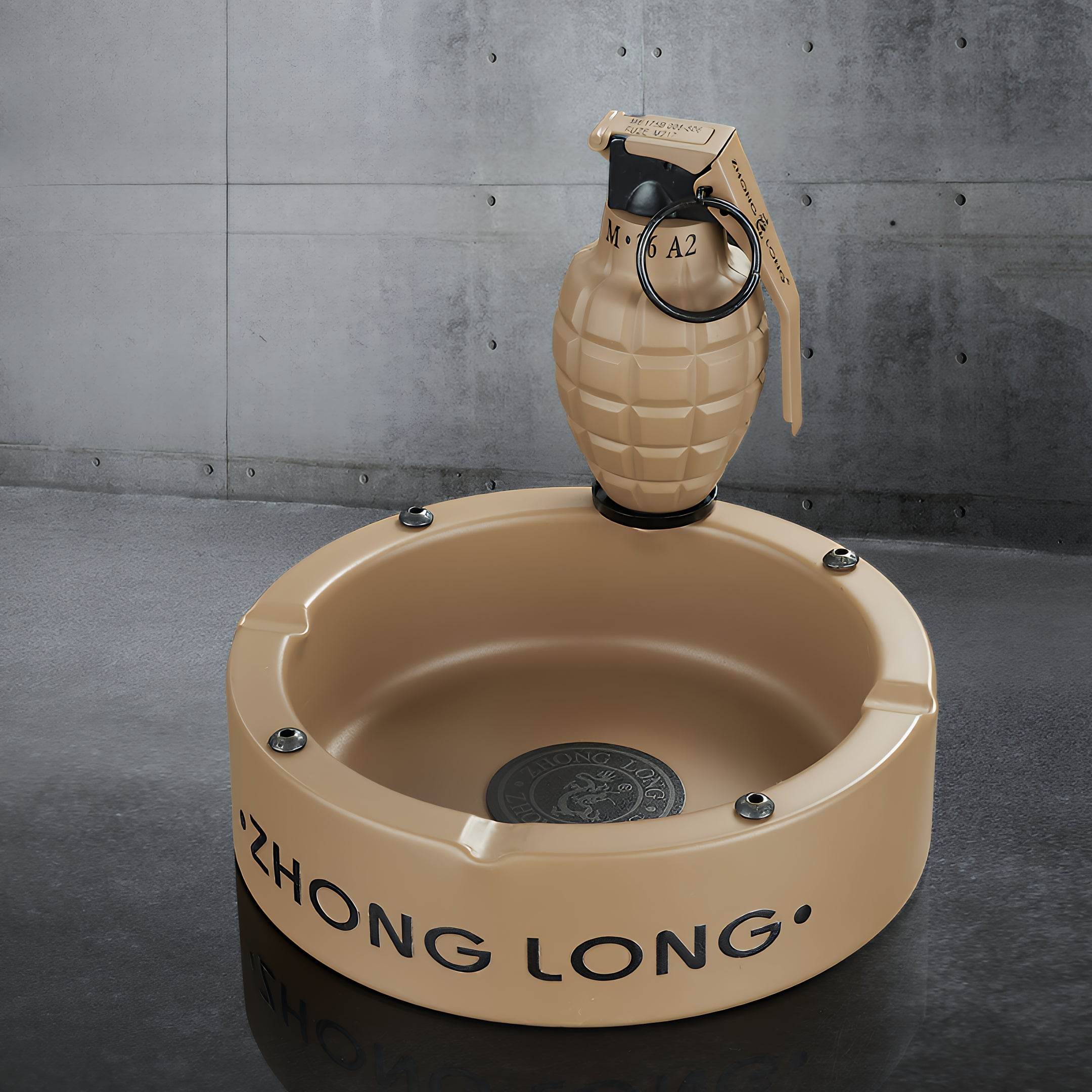 Grenade Lighter With Round Ashtray