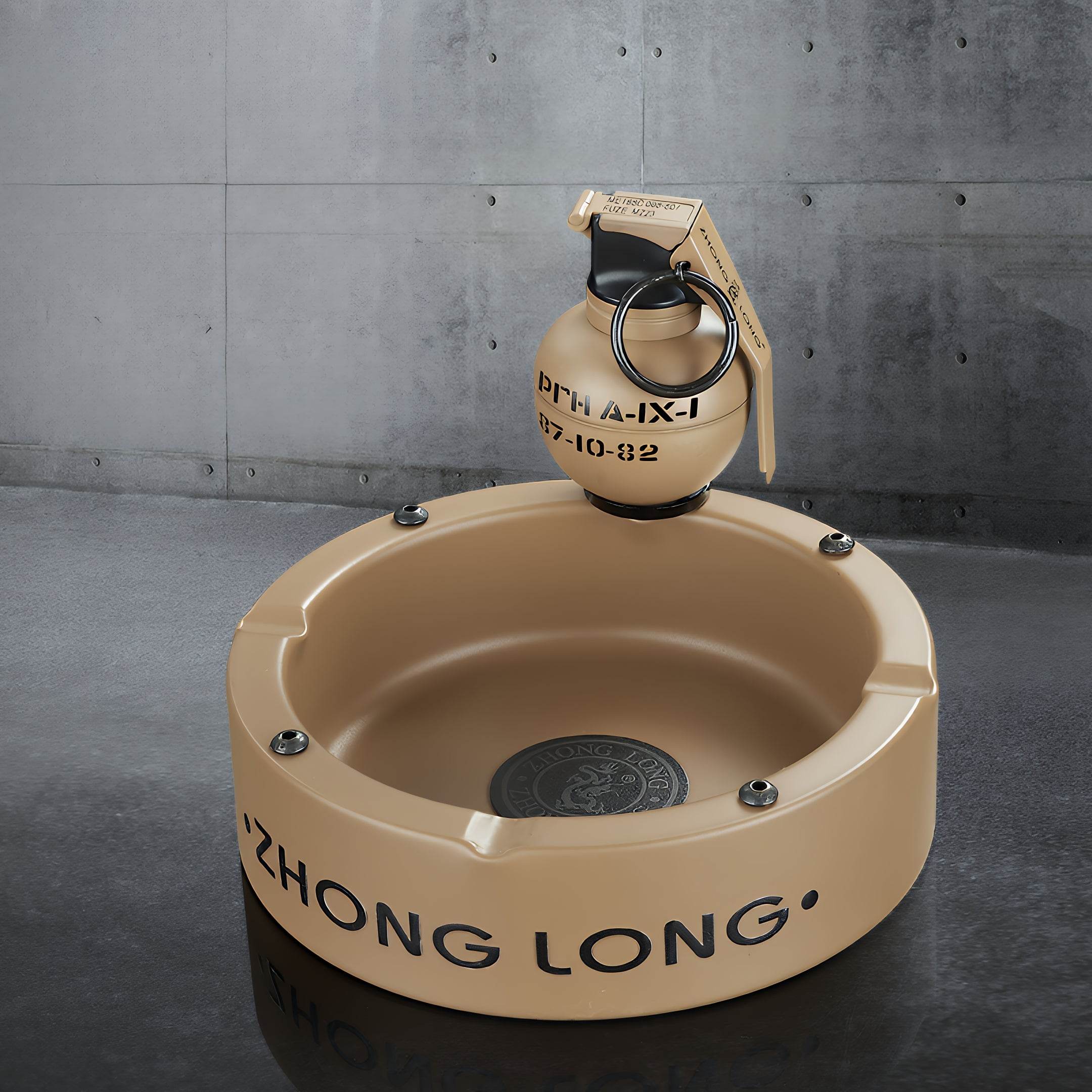 Grenade Lighter With Round Ashtray